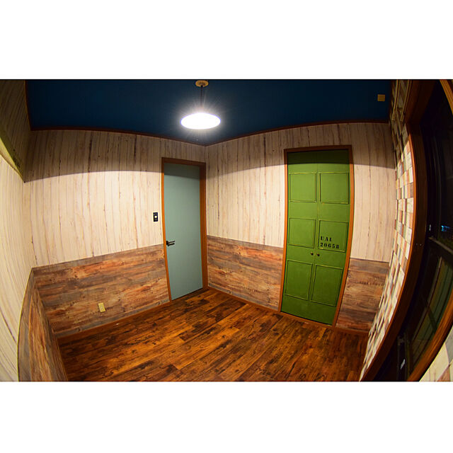 yottan0228の-ターナー色彩 水性 ミルクペイント 450ml インディアンターコイズ DIY ペンキ 塗料 木材 板 紙 水性塗料 可愛い オシャレ インテリア カラフル 塗装の家具・インテリア写真