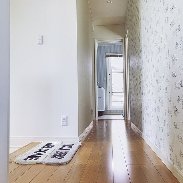 m.dialyの-吹き出しデザインのウェルカム玄関マットの家具・インテリア写真
