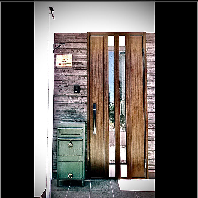 rocotamの-オーダーメイド 表札 看板 木製 ウッド ステンシル ミリタリー調 レリーフ 20cm × 15cmの家具・インテリア写真