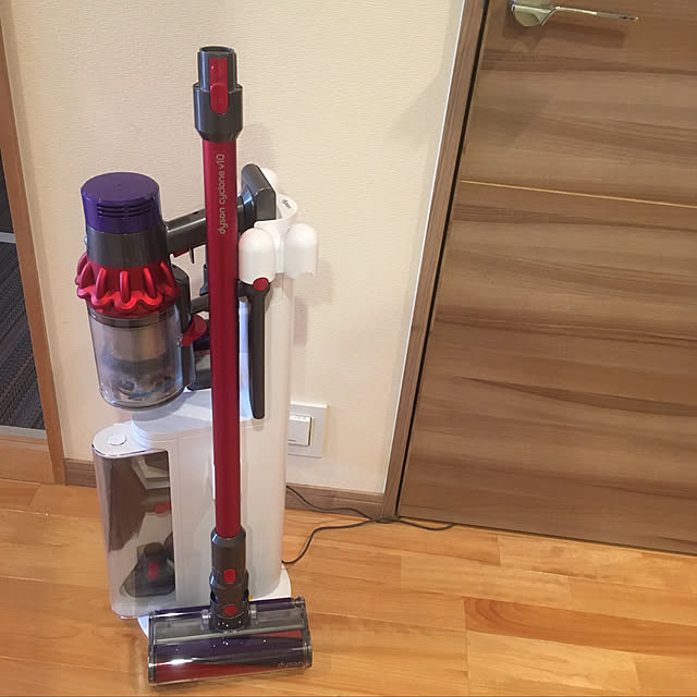 ringonomiの-【直販限定フロアドック付】ダイソン Dyson Cyclone 10 サイクロン式 コードレス掃除機 dyson SV12FF OLB 2018年モデルの家具・インテリア写真