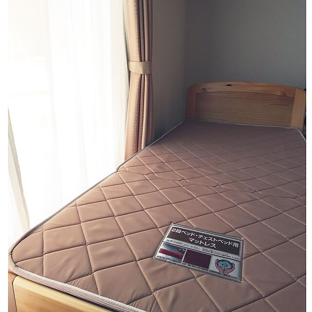 akiwaka-roomのニトリ-遮熱・ミラー・花粉キャッチレースカーテン(キャッチCエコプレ 100X218X2) の家具・インテリア写真
