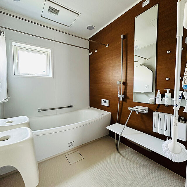 maric323のアズマ工業-アズマ工業 浴室床洗い バスブラシ アズマ お風呂 ブラシ 浴室清掃用ブラシ 浴室床ブラシ smart779 浴室床洗い マグネット スポンジ 凸凹床のお掃除に。の家具・インテリア写真