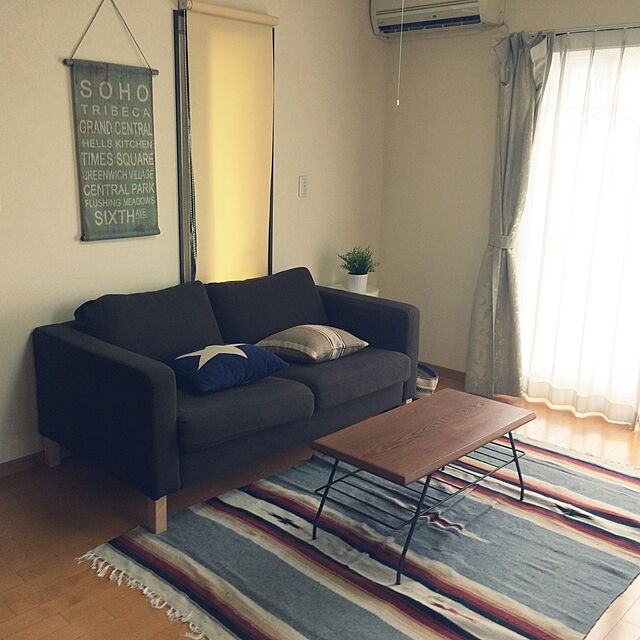 Toruの-ファブリッククッション(FABRIC CUSHION) ワンスター(ONE STAR) カラー(ブルー・グレー・ベージュ)の家具・インテリア写真