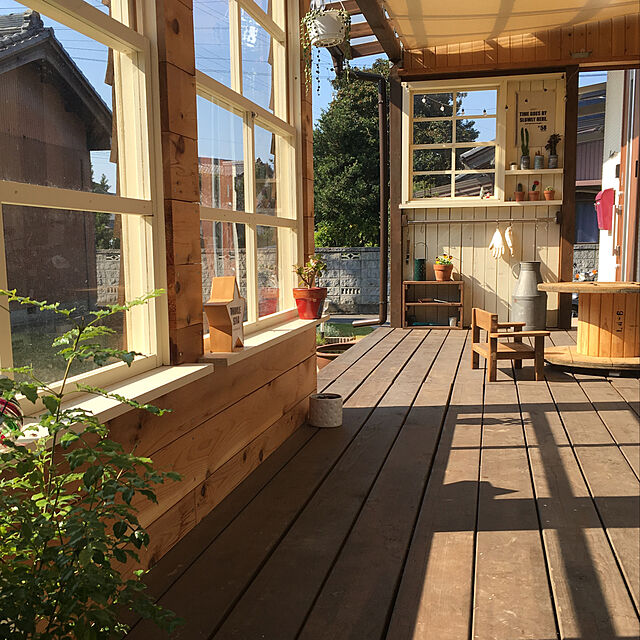 makiのドウシシャ-ドウシシャ オブジェ グリーン 幅8.5×奥行8.5×高さ18cm ソーラーライト スチール スター GR JY18AW-14の家具・インテリア写真