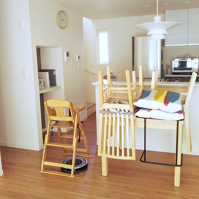 maamiのイケア-【期間限定】【IKEA/イケア/通販】 BJURSTA 伸長式テーブル, バーチ材突き板(d)(20161681) リビング・ダイニングにシンプルなナチュラル木目のカントリー調デザインの家具・インテリア写真