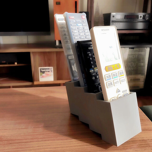 cloversのアッシュコンセプト (h concept)-Pa Design アッシュコンセプト(H concept) ＋d Remococo リモココ ホワイト DA-1230-WH | リモコン立て リモコン置き Remote Control Standの家具・インテリア写真