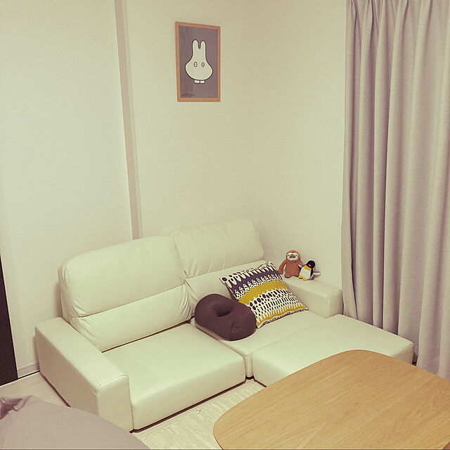 ayumaの-fabrizm クッションカバー 45角 45×45cm バニラン 日本製 背当てカバー 座布団カバー おしゃれ かわいい 北欧 名入れ刺繍OKの家具・インテリア写真
