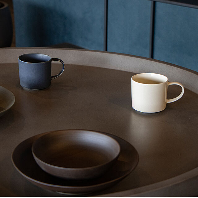 yamachuの-波佐見焼 Naturalシリーズ マグカップ mug Mサイズ 小さめ コーヒー お茶 シンプル おしゃれ 可愛い 北欧 全7色 ナチュラル ギフト ペア 陶器 光春窯 日本製の家具・インテリア写真