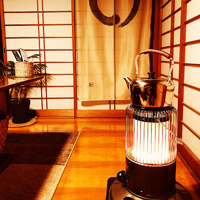 yukoの-トヨトミ 対流形 石油ストーブ ML-250 アースブラウン TOYOTOMI ムーンライター 灯油ストーブ 対流型の家具・インテリア写真