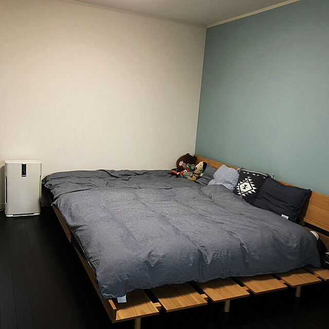 Tomomiのニトリ-ダブル/クイーンベッドフレーム(フレイ LBR) の家具・インテリア写真