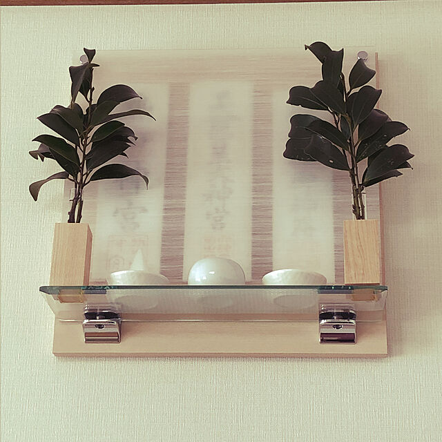 haruminの-神棚 モダン シンプル モダン神棚 壁掛け Neo110G 国産 日本製 ヒノキ ダークブラック パールホワイト おしゃれの家具・インテリア写真