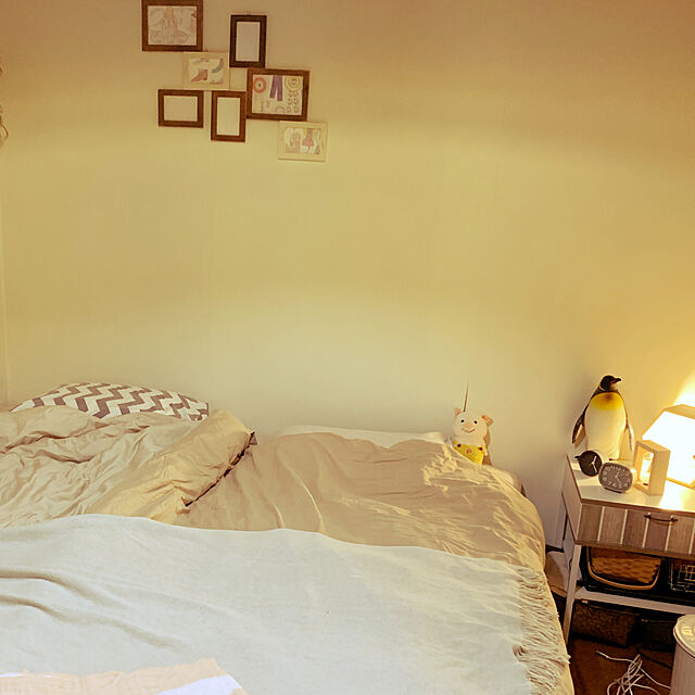 kanaの-TRYSIL ベッドサイドテーブル (ホワイト/ライトグレー)の家具・インテリア写真