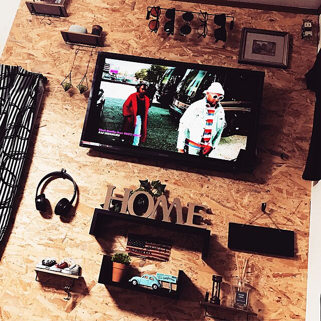 junitu1118の-【国内正規品】Beats by Dr.Dre Solo2 密閉型オンイヤーヘッドホン ブラック MH8W2PA/Aの家具・インテリア写真