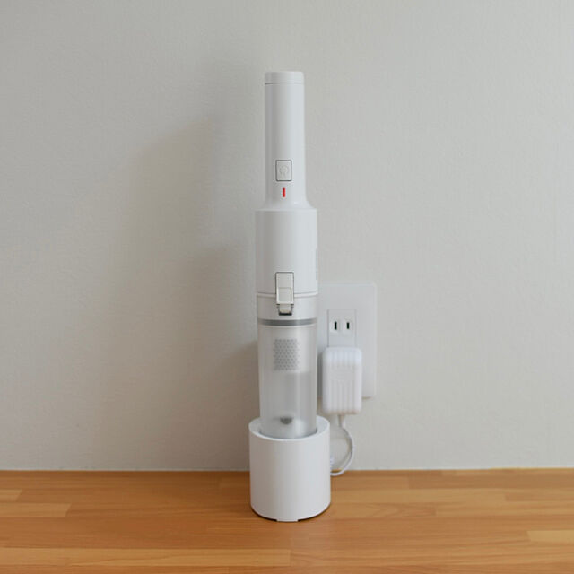 maelog_homeのアイリスオーヤマ-ハンディクリーナー 充電式 HCD-21-W ホワイトの家具・インテリア写真