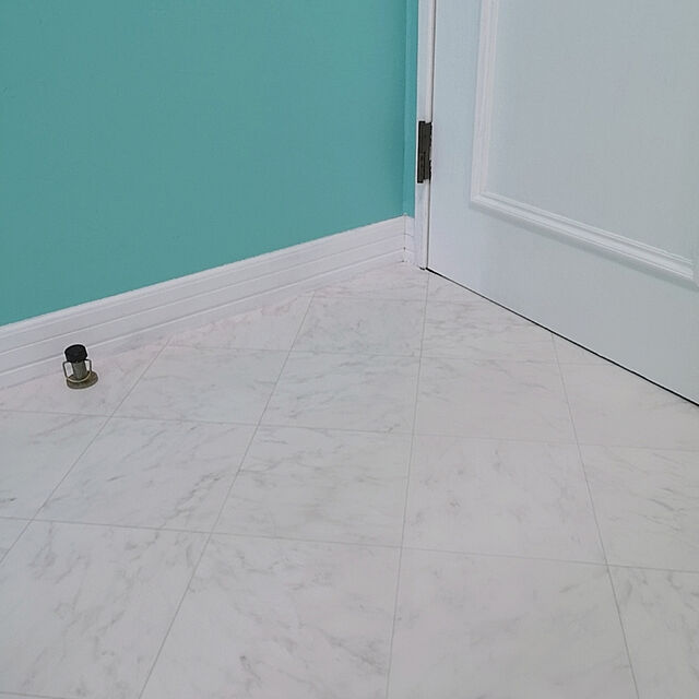 annayumuのニッペホームプロダクツ-カインズ ホワイティーカラーズ 水性塗料 室内用 パーフェクトホワイト 1kgの家具・インテリア写真
