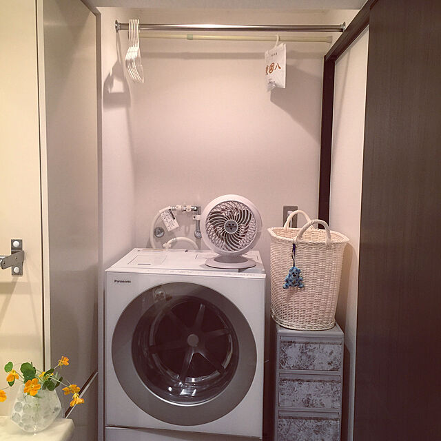 HKSのパナソニック-パナソニック 7.0kg ドラム式洗濯機【左開き】アルマイトシルバーPanasonic　Cuble（キューブル） NA-VG710L-Sの家具・インテリア写真