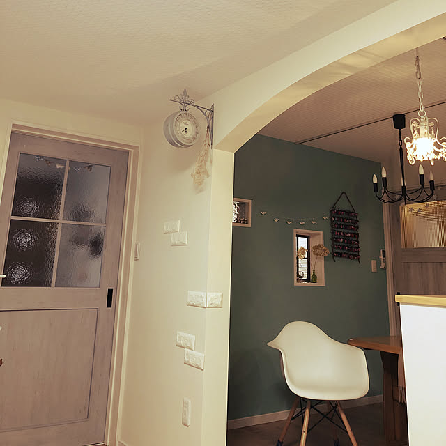 honohonoの-チェア 送料無料 北欧 シェルアームチェア 鉄足 DAR モダン モダンリビング デザイナーズ シンプルの家具・インテリア写真