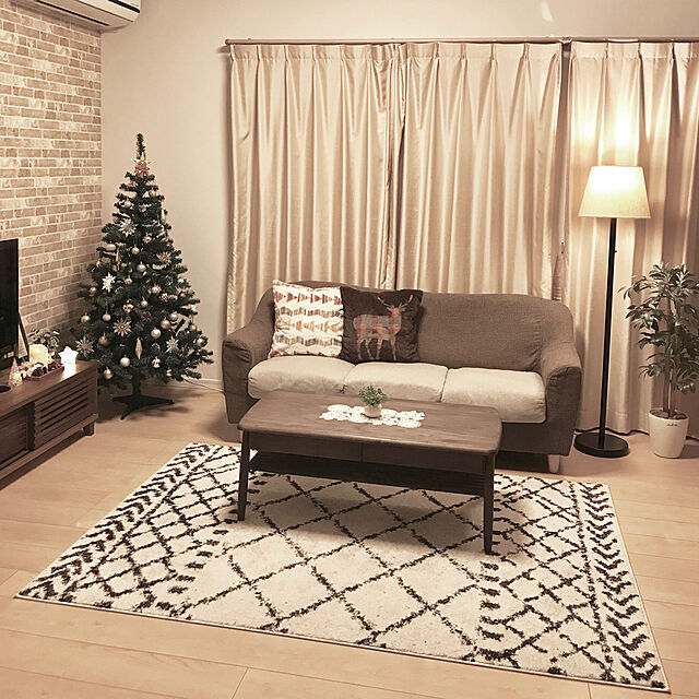 tobimoriekoのニトリ-クッションカバー(ディアチェックH) の家具・インテリア写真
