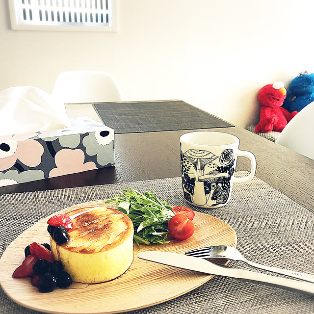 sumire_sssの-マリメッコ マグカップ VELJEKSET ヴェルイェクセトゥ ブルー marimekko マグ 北欧 食器 北欧デザイン 【ギフト】【PP】|おしゃれ かわいい プレゼント 結婚祝い 女性 友達の家具・インテリア写真