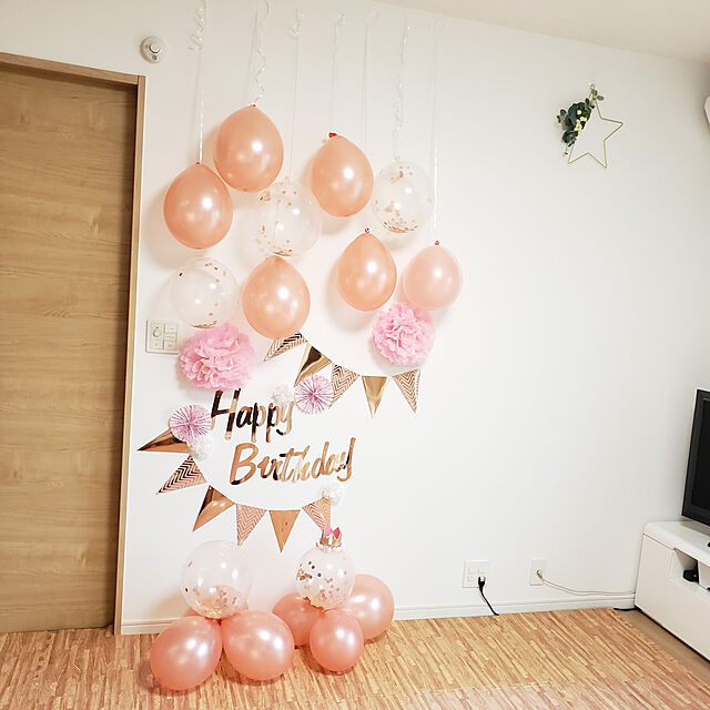 YukichiyomiのKREATWOW-１歳誕生日飾り ローズゴールド シャンパンカラー クラウン帽子　happy birthdayバナー　女の子　誕生日　記念日　1歳誕生日パーティー飾り　部屋装飾の家具・インテリア写真