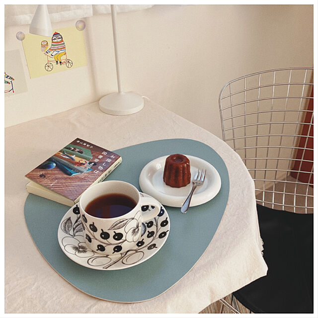 mako2yaaのARABIA-アラビア　パラティッシ・ブラック　ティーカップ＆ソーサー　8983/8984　洋食器　フィンランド　北欧デザインの家具・インテリア写真