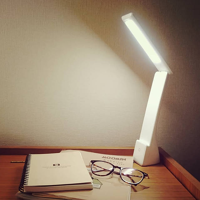 写真付きレビュー 大河商事 50円クーポンあり Ledデスクライト 電気スタンド コードレス 調光 学習用 Led ライト 目に優しい デスクライト おしゃれ Led デスクスタンド スタンドライト 卓上 スタンド 読書灯 デスク 学習机 寝室 オフィス Ledデスクスタンド Led