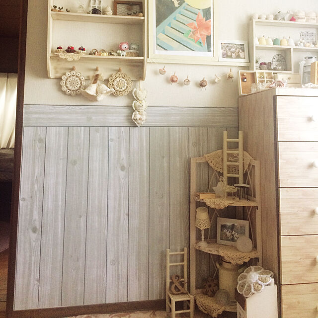 kuの-[送料無料]アンティーク風 シェルフ 木製 棚 ホワイトの家具・インテリア写真