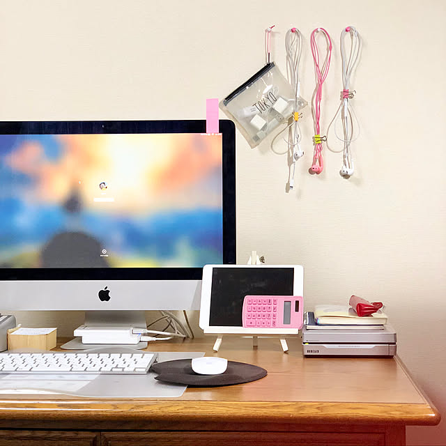 yoriのApple(アップル)-Apple iMac 21.5インチ 1.6GHz Corei5 8GB 1TB MK142J/Aの家具・インテリア写真