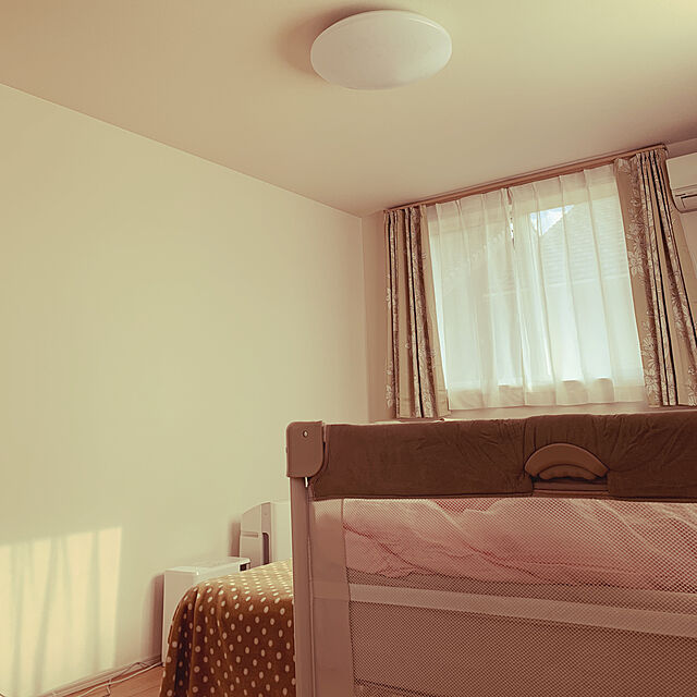 meganekoのニトリ-（1枚入り）遮光2級カーテン(ルーボ ブルー 100X135X1) の家具・インテリア写真
