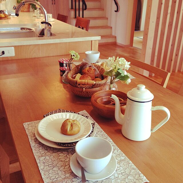 irohamamaの野田琺瑯-野田琺瑯(ホーロー) キリンコーヒーポット 1.0L(11cm) ホワイト [cosme]の家具・インテリア写真
