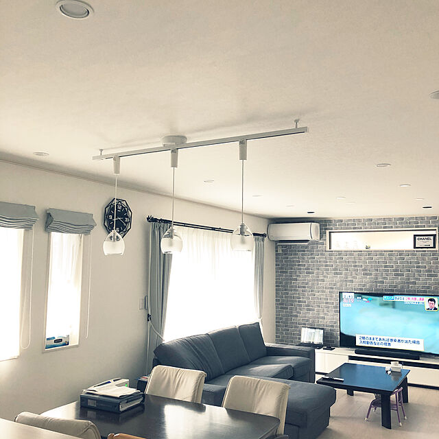 nicoのニトリ-裏地付き遮熱カーテン(リフレ グレー 100X210X2) の家具・インテリア写真