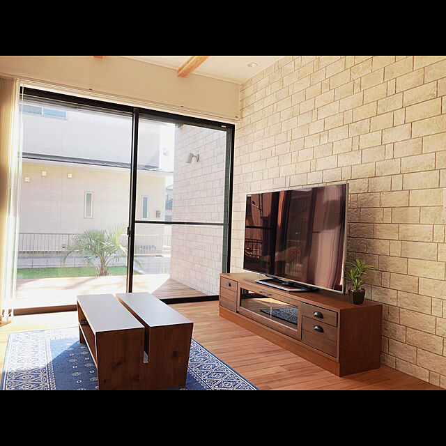 u8nの東谷-マガジンラックテーブル W100×D55×H36 ナチュラルの家具・インテリア写真