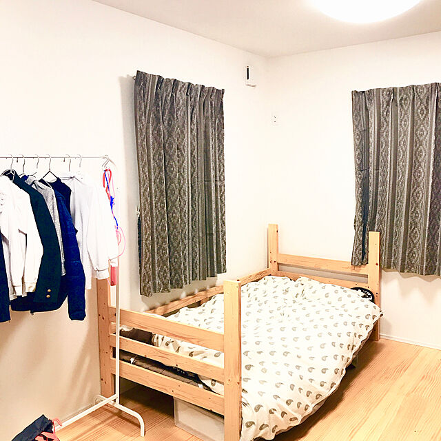 mochiのニトリ-裏地付き遮光2級・遮熱カーテン(ゼペット ベージュ 100X110X2) の家具・インテリア写真
