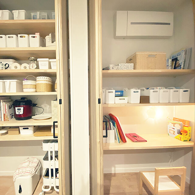 pipikapiのイケア-IKEA イケア ブックエンド ホワイト ブスバッセ BUSBASSEの家具・インテリア写真