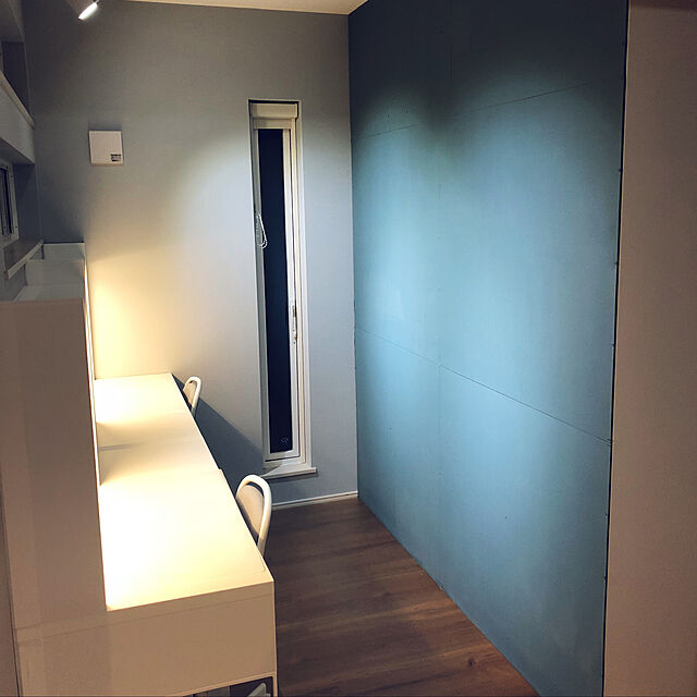 T-Porterのニッペホームプロダクツ-カインズ ホワイティーカラーズ 水性塗料 室内用 ブロンズグリーン 1kgの家具・インテリア写真