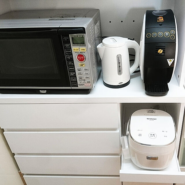 akanekoのシャープ-シャープ 炊飯器 3合 一人暮らし マイコン パン調理機能 ホワイト KSCF05BW KS-CF05B-Wの家具・インテリア写真