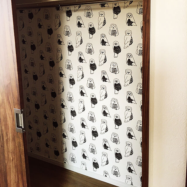 fujikoの-壁紙 のり付き 北欧 おしゃれ ノルディック ナチュラル 植物 幾何学 巾約92cm × m単位 のりつき クロス 張り替え 天井 襖 トイレ リビングの家具・インテリア写真