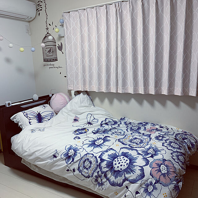 hiroのニトリ-裏地付き遮光2級・遮熱カーテン(パターン レッドパープル 100X230X2) の家具・インテリア写真