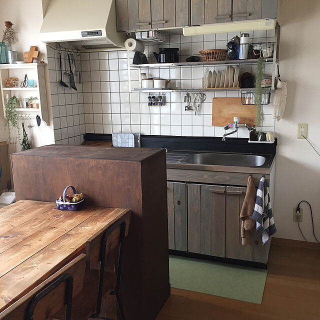 tocotoco.10のサンコー-サンコー 洗えるキッチンマット ズレないおくだけ吸着 40×180cm ブラウン KL-07 (日本製 180)の家具・インテリア写真