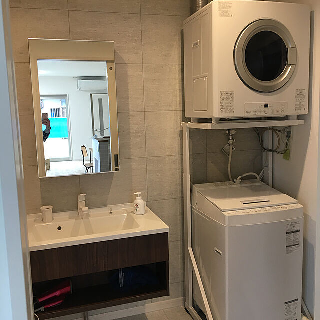 kenbouの-パナソニック 洗面化粧台 シーライン W900 幅900 フロートタイプ スタンダードD530タイプ 洗面台の家具・インテリア写真