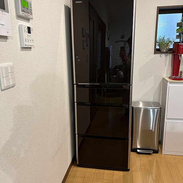 yu-kiの日立(HITACHI)-日立 冷蔵庫 幅60cm 401L クリスタルホワイト R-S40K XW 5ドア 右開き まんなか冷凍 強化処理ガラスドアの家具・インテリア写真