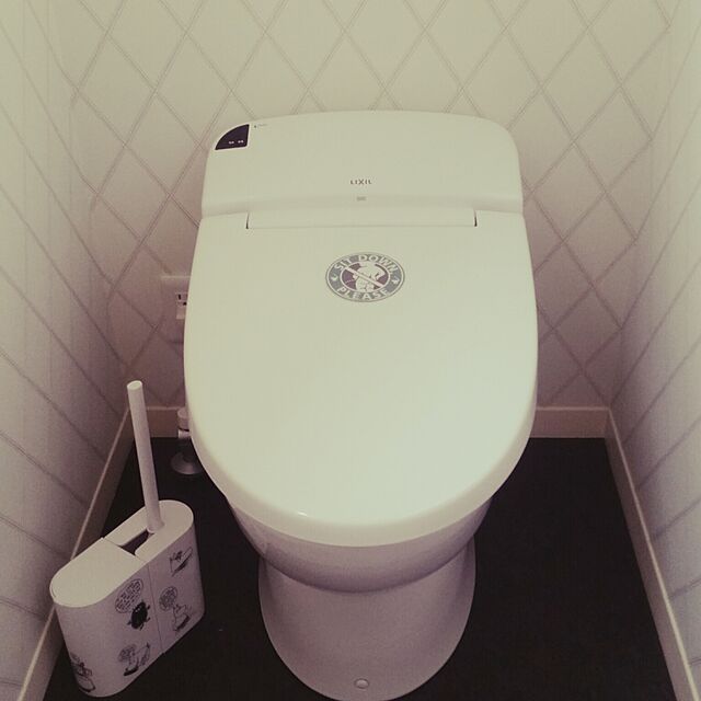 seifuhadukiのメイヴルアットホーム-メイヴルアットホーム 座りション トイレステッカー 立たないでジョ～!! トイレ ステッカー 立ちション禁止 座って 座る マナー シール 掃除（小便小僧/グリーン）の家具・インテリア写真