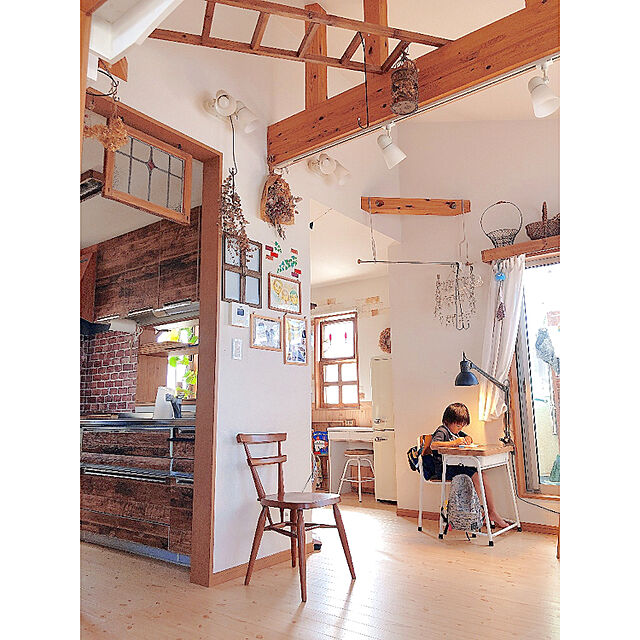 Mariの-英国アンティーク調 スクールチェア 木製 椅子 マホガニー 無垢材 ナチュラルの家具・インテリア写真