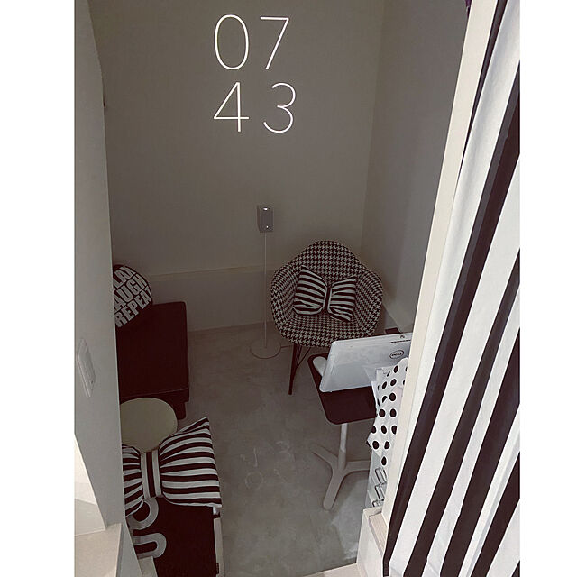 zemaの-シャワーカーテン ストライプ リボン 鍵穴 外国風の家具・インテリア写真