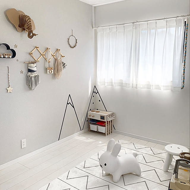 chiii__0317の-ブルーナ ボンボン ホワイトの家具・インテリア写真