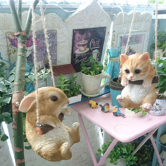 ruruのヤオワールドン-猫の置物 エンジョイブランコ 茶トラ Ｔ１４２１８ キャット ガーデンオブジェ ＣＡＴ 動物 オーナメント ネコ 雑貨 ガーデン オブジェ ガーデニンの家具・インテリア写真