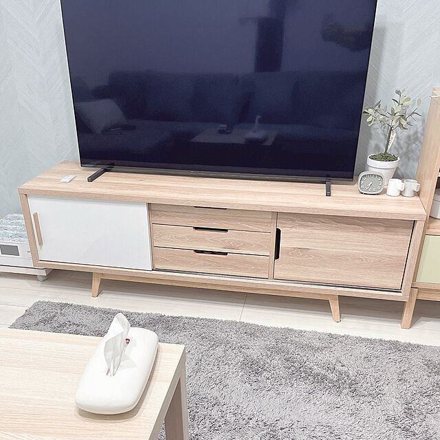 yumibouの-PLYS 樹脂製ティッシュボックス ホワイト 【通販】の家具・インテリア写真