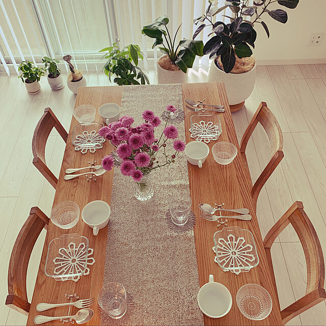 rinrinの-テーブルランナー　チルウィッチ メタリックレース  Metallic Lace　全2色の家具・インテリア写真
