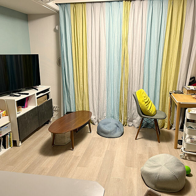 Marinaのイケア-BESTÅ ベストー テレビ台 扉付きの家具・インテリア写真