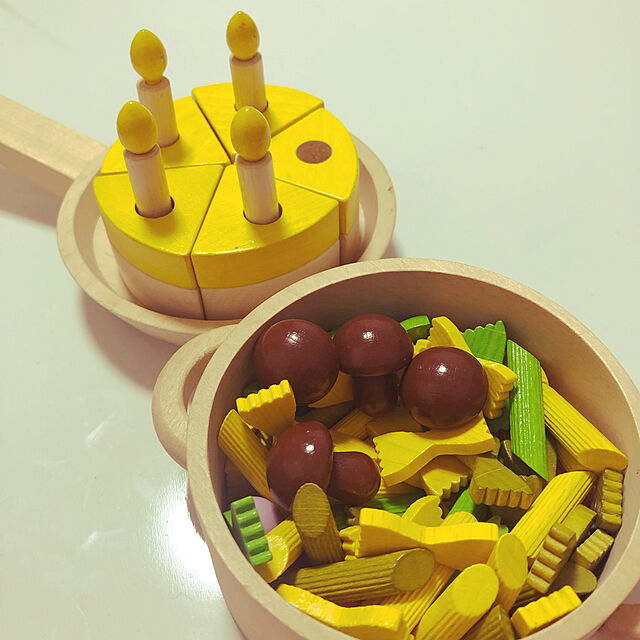 kotaの-ままごと 食材 キッチン おままごと 木製 おもちゃ ミニセット ドイツ HABA ハバ ままごと 缶入り マッシュルームの家具・インテリア写真